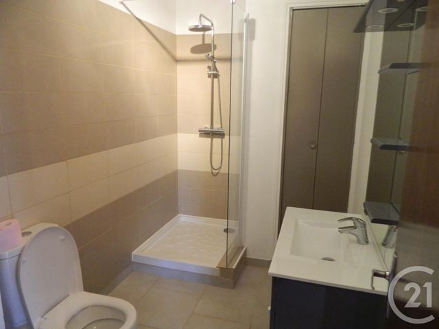 Afficher la photo en grand Appartement T2 à vendre - 2 pièces - 34.57 m2 - LA LONDE LES MAURES - 83 - PROVENCE-ALPES-COTE-D-AZUR - Century 21 Agence Bordenave
