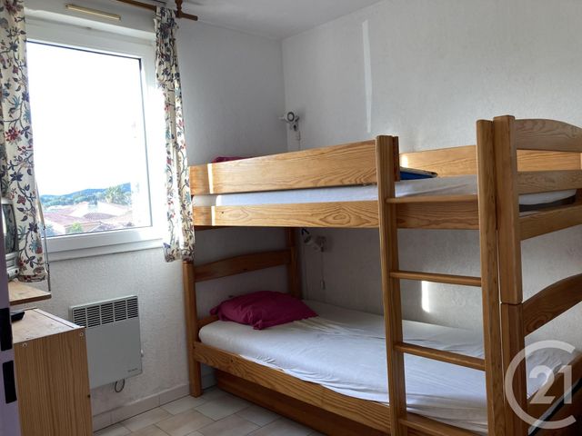 Afficher la photo en grand Appartement T2 à vendre - 2 pièces - 30.0 m2 - LA LONDE LES MAURES - 83 - PROVENCE-ALPES-COTE-D-AZUR - Century 21 Agence Bordenave