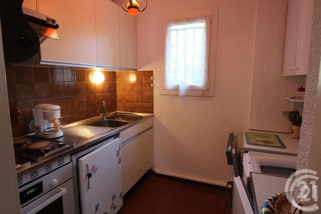 Afficher la photo en grand maison à vendre - 5 pièces - 60.0 m2 - LA LONDE LES MAURES - 83 - PROVENCE-ALPES-COTE-D-AZUR - Century 21 Agence Bordenave