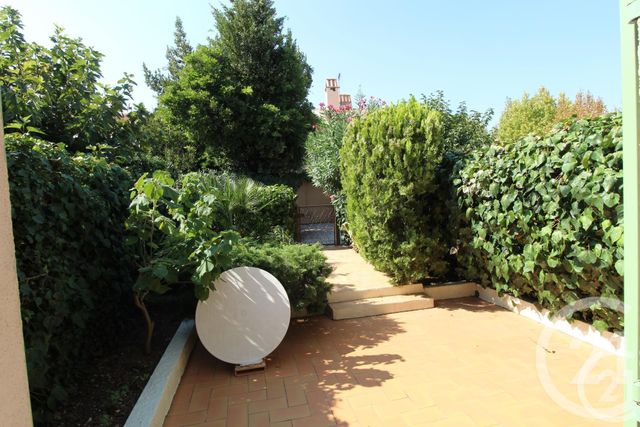 Afficher la photo en grand maison à vendre - 5 pièces - 60.0 m2 - LA LONDE LES MAURES - 83 - PROVENCE-ALPES-COTE-D-AZUR - Century 21 Agence Bordenave