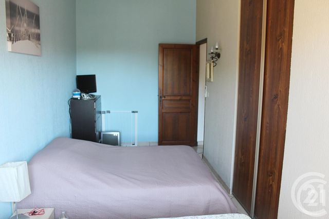 Afficher la photo en grand maison à vendre - 4 pièces - 68.0 m2 - LA LONDE LES MAURES - 83 - PROVENCE-ALPES-COTE-D-AZUR - Century 21 Agence Bordenave