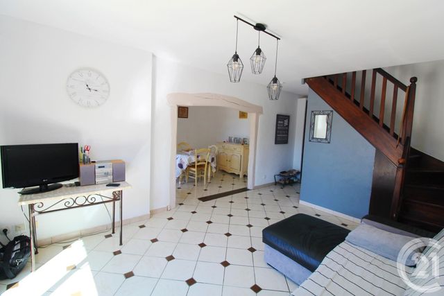 Afficher la photo en grand maison à vendre - 4 pièces - 68.0 m2 - LA LONDE LES MAURES - 83 - PROVENCE-ALPES-COTE-D-AZUR - Century 21 Agence Bordenave