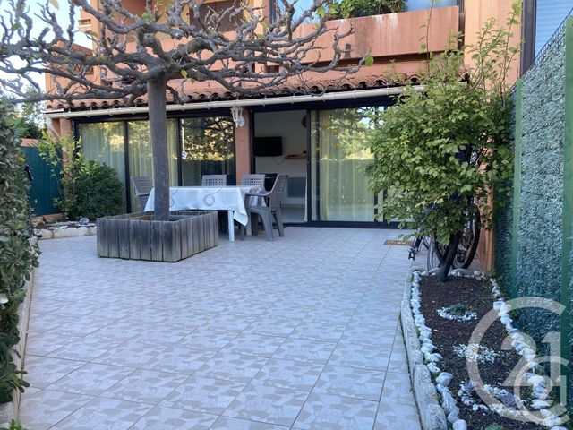 Afficher la photo en grand Appartement F3 à vendre - 3 pièces - 45.0 m2 - LA LONDE LES MAURES - 83 - PROVENCE-ALPES-COTE-D-AZUR - Century 21 Agence Bordenave