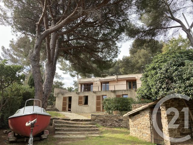Afficher la photo en grand maison à vendre - 7 pièces - 140.0 m2 - BORMES LES MIMOSAS - 83 - PROVENCE-ALPES-COTE-D-AZUR - Century 21 Agence Bordenave