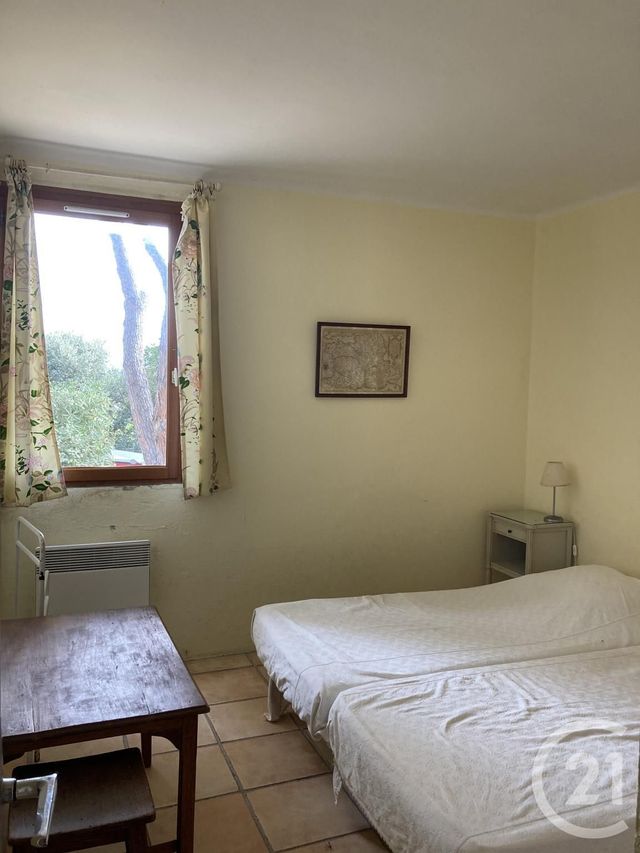 Afficher la photo en grand maison à vendre - 7 pièces - 140.0 m2 - BORMES LES MIMOSAS - 83 - PROVENCE-ALPES-COTE-D-AZUR - Century 21 Agence Bordenave