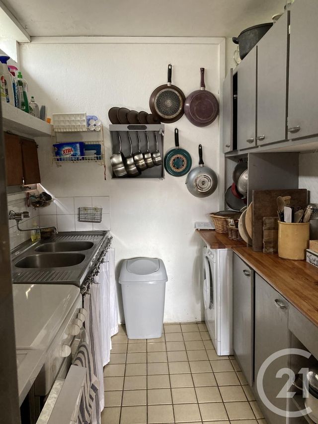 Afficher la photo en grand maison à vendre - 7 pièces - 140.0 m2 - BORMES LES MIMOSAS - 83 - PROVENCE-ALPES-COTE-D-AZUR - Century 21 Agence Bordenave