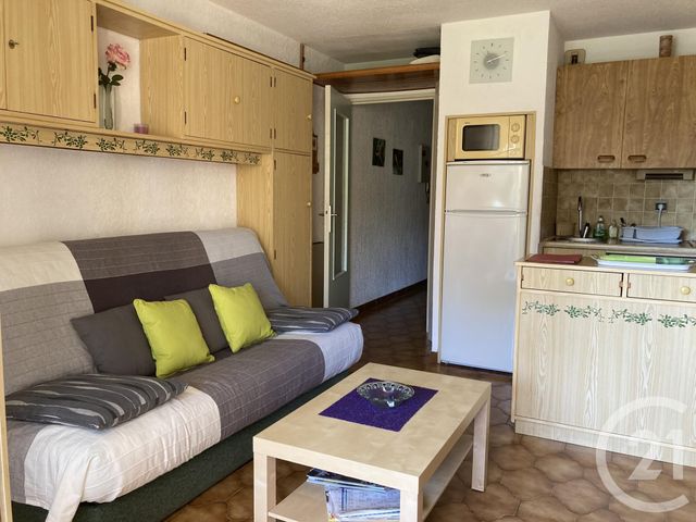 Afficher la photo en grand Appartement F2 à vendre - 2 pièces - 33.66 m2 - LA LONDE LES MAURES - 83 - PROVENCE-ALPES-COTE-D-AZUR - Century 21 Agence Bordenave
