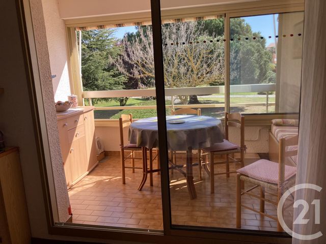 Afficher la photo en grand Appartement F2 à vendre - 2 pièces - 33.66 m2 - LA LONDE LES MAURES - 83 - PROVENCE-ALPES-COTE-D-AZUR - Century 21 Agence Bordenave
