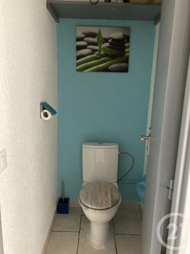 Afficher la photo en grand Appartement F4 à vendre - 4 pièces - 68.0 m2 - LA LONDE LES MAURES - 83 - PROVENCE-ALPES-COTE-D-AZUR - Century 21 Agence Bordenave