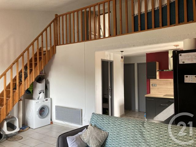 Afficher la photo en grand Appartement F4 à vendre - 4 pièces - 68.0 m2 - LA LONDE LES MAURES - 83 - PROVENCE-ALPES-COTE-D-AZUR - Century 21 Agence Bordenave
