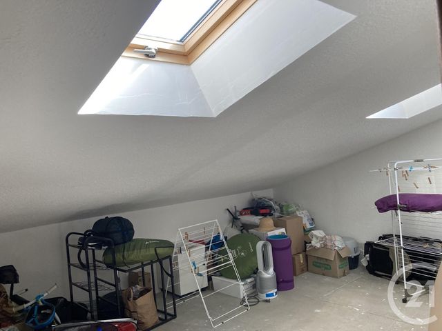 Afficher la photo en grand Appartement F4 à vendre - 4 pièces - 68.0 m2 - LA LONDE LES MAURES - 83 - PROVENCE-ALPES-COTE-D-AZUR - Century 21 Agence Bordenave