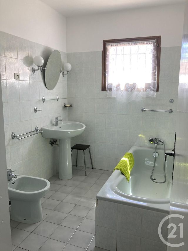 maison à vendre - 4 pièces - 80.72 m2 - LA LONDE LES MAURES - 83 - PROVENCE-ALPES-COTE-D-AZUR - Century 21 Agence Bordenave maison à vendre - 4 pièces - 80.72 m2 - LA LONDE LES MAURES - 83 - PROVENCE-ALPES-COTE-D-AZUR - Century 21 Agence Bordenave
