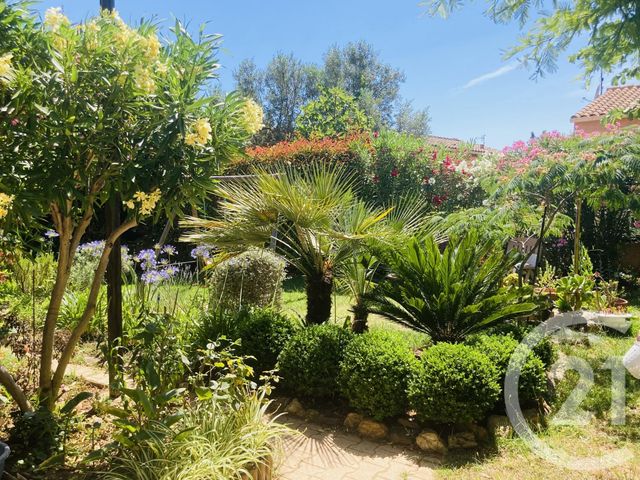 Afficher la photo en grand maison à vendre - 6 pièces - 152.0 m2 - LA LONDE LES MAURES - 83 - PROVENCE-ALPES-COTE-D-AZUR - Century 21 Agence Bordenave