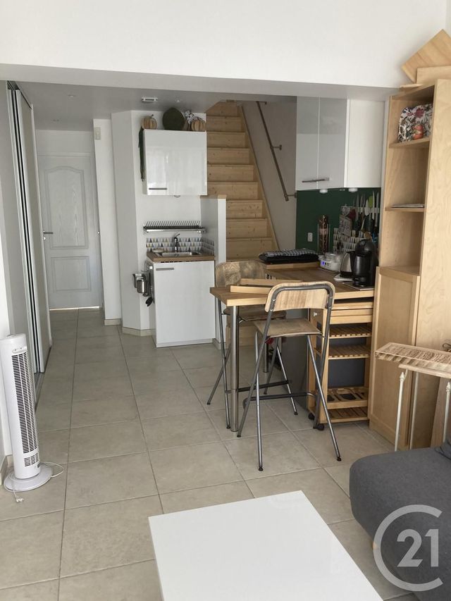Afficher la photo en grand maison à vendre - 6 pièces - 150.0 m2 - LA LONDE LES MAURES - 83 - PROVENCE-ALPES-COTE-D-AZUR - Century 21 Agence Bordenave