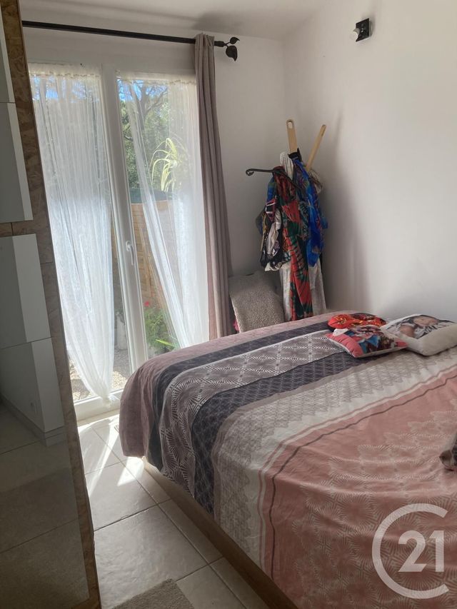 Afficher la photo en grand maison à vendre - 6 pièces - 150.0 m2 - LA LONDE LES MAURES - 83 - PROVENCE-ALPES-COTE-D-AZUR - Century 21 Agence Bordenave