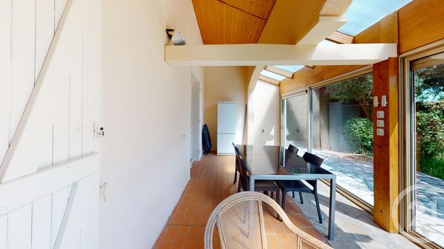 Afficher la photo en grand maison à vendre - 6 pièces - 96.0 m2 - LA LONDE LES MAURES - 83 - PROVENCE-ALPES-COTE-D-AZUR - Century 21 Agence Bordenave