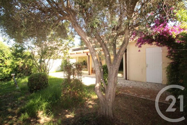 Afficher la photo en grand maison à vendre - 6 pièces - 96.0 m2 - LA LONDE LES MAURES - 83 - PROVENCE-ALPES-COTE-D-AZUR - Century 21 Agence Bordenave