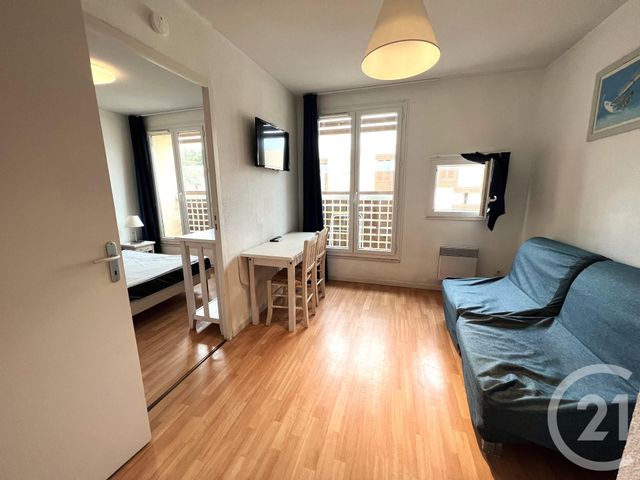 Afficher la photo en grand Appartement F2 à vendre - 2 pièces - 27.22 m2 - LA LONDE LES MAURES - 83 - PROVENCE-ALPES-COTE-D-AZUR - Century 21 Agence Bordenave