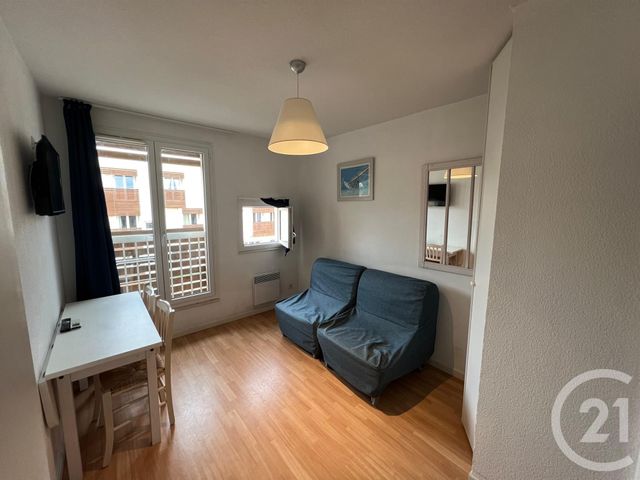 Afficher la photo en grand Appartement F2 à vendre - 2 pièces - 27.22 m2 - LA LONDE LES MAURES - 83 - PROVENCE-ALPES-COTE-D-AZUR - Century 21 Agence Bordenave