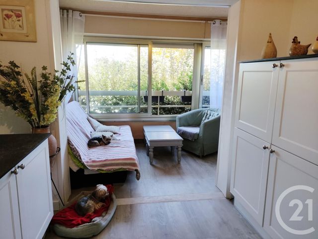 appartement - LA LONDE LES MAURES - 83