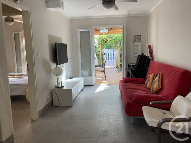 appartement à vendre - 3 pièces - 27.96 m2 - LA LONDE LES MAURES - 83 - PROVENCE-ALPES-COTE-D-AZUR - Century 21 Agence Bordenave