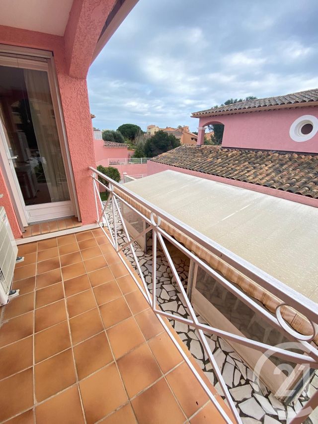 maison à vendre - 5 pièces - 118.0 m2 - LA LONDE LES MAURES - 83 - PROVENCE-ALPES-COTE-D-AZUR - Century 21 Agence Bordenave